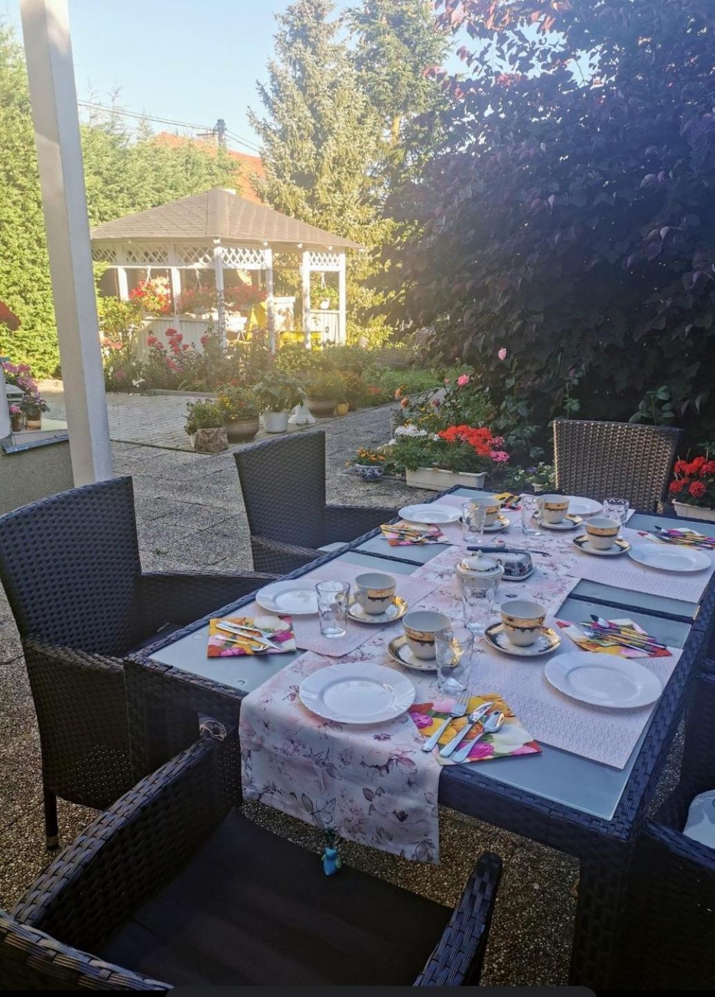 Homestay Svatá Eksteriør bilde